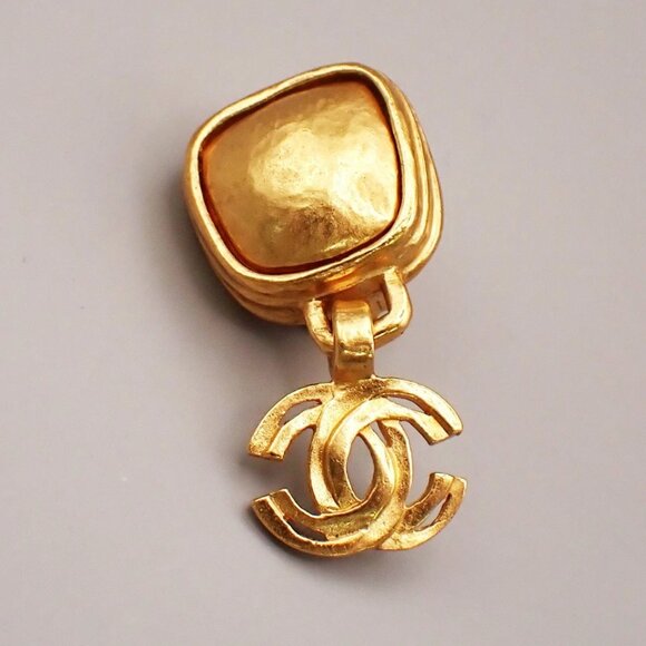CHANEL CC Logo Drop Earrings 97A Clip-On GHW France Vintage 498-082025 - Picture 2 of 10